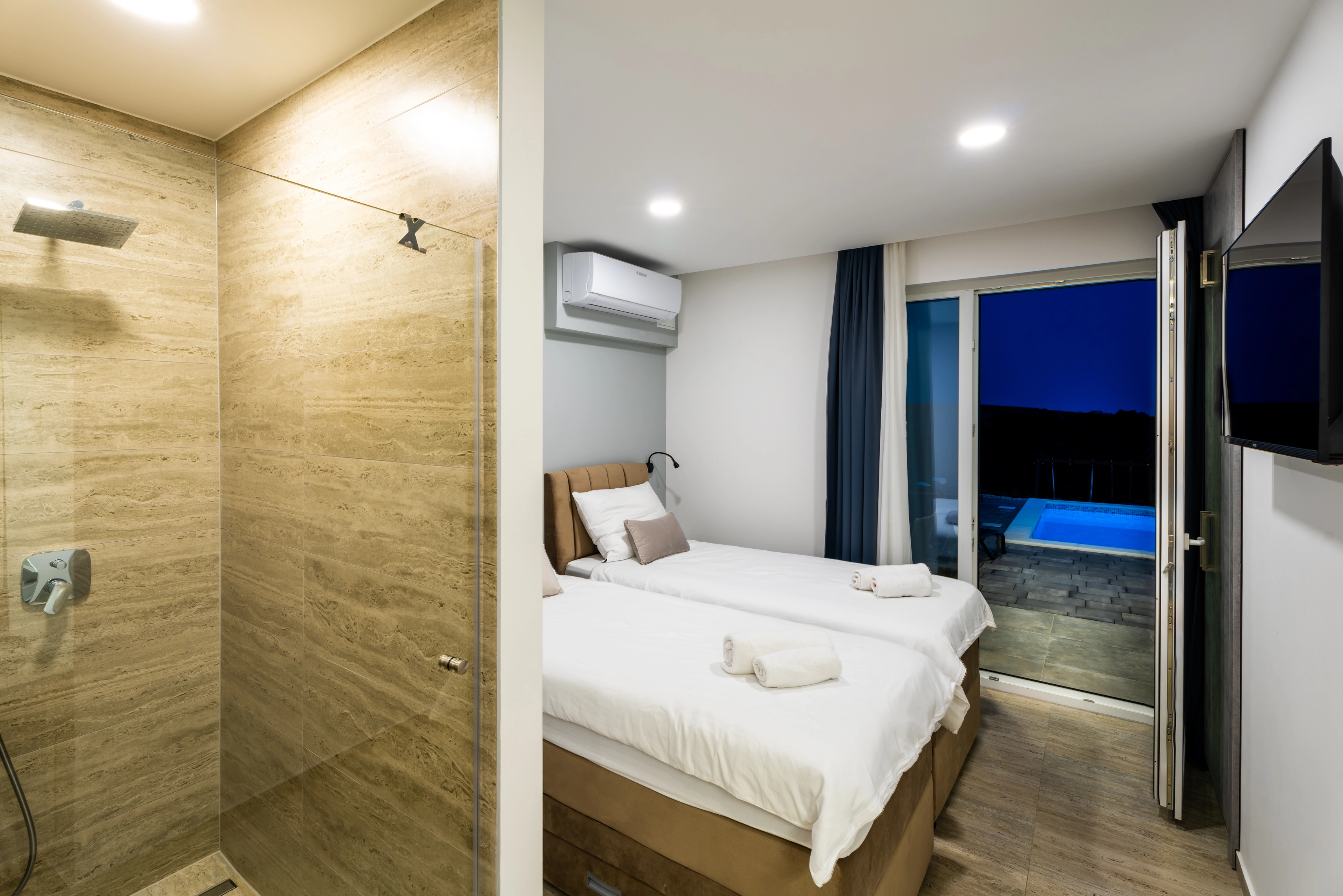 Bedroom Villa For Ten Idilira Travel