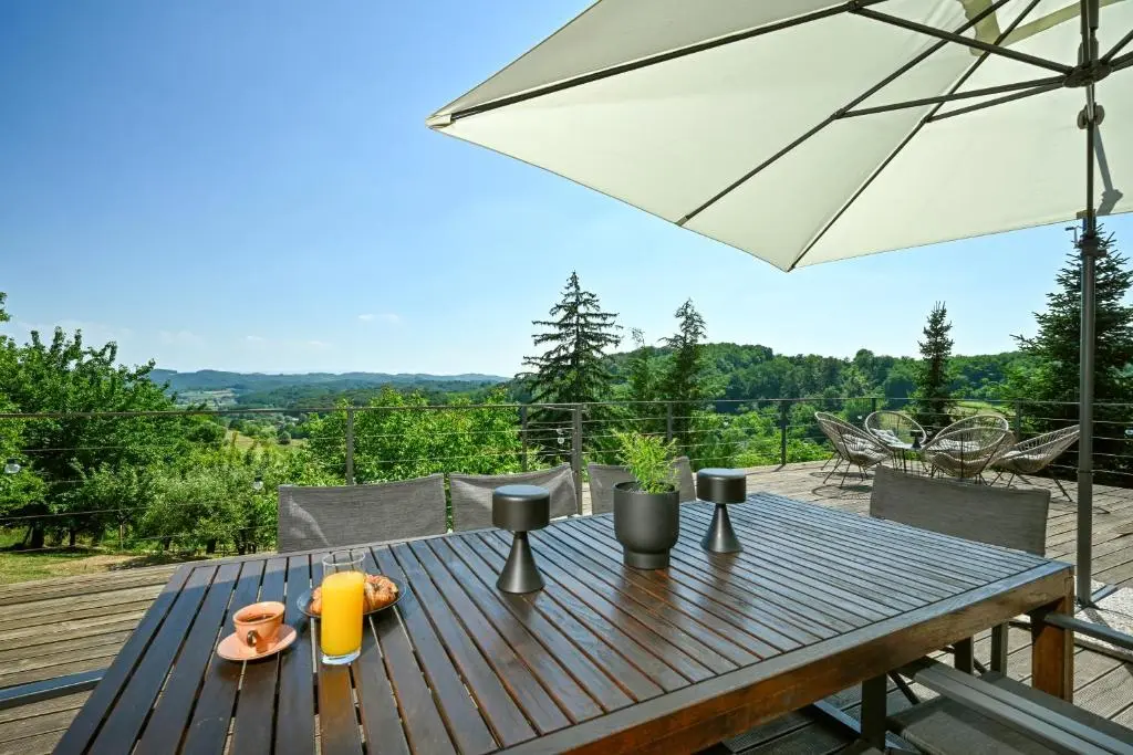 House For Eight Nature