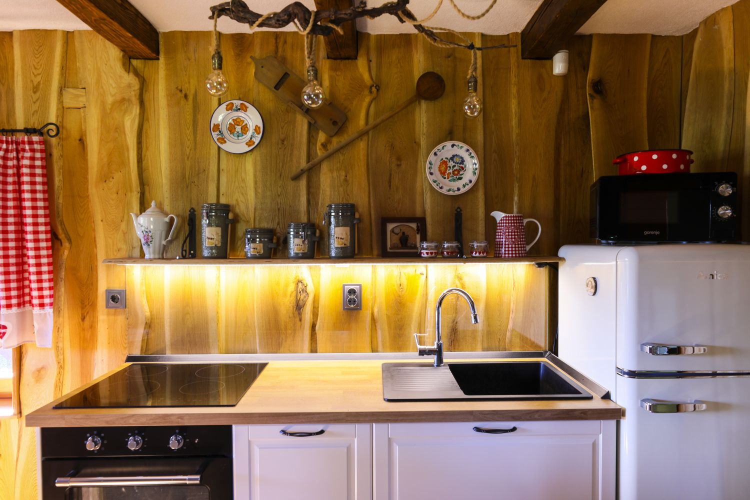 Kitchen Zagorje Tomeks House Idilira