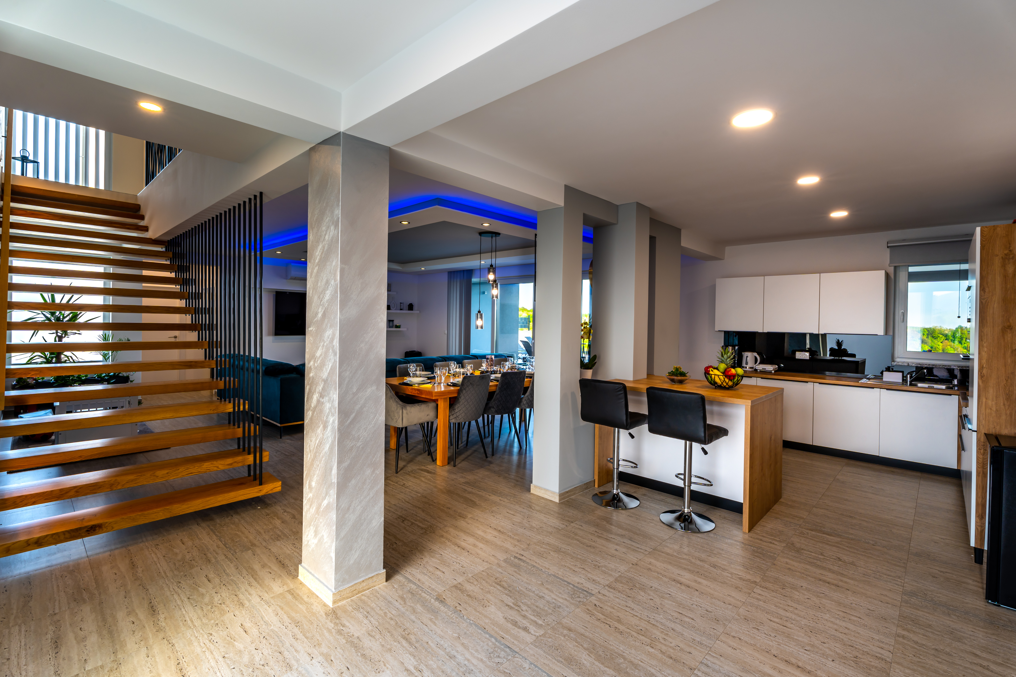 Villa For Ten Book Idilira Travel