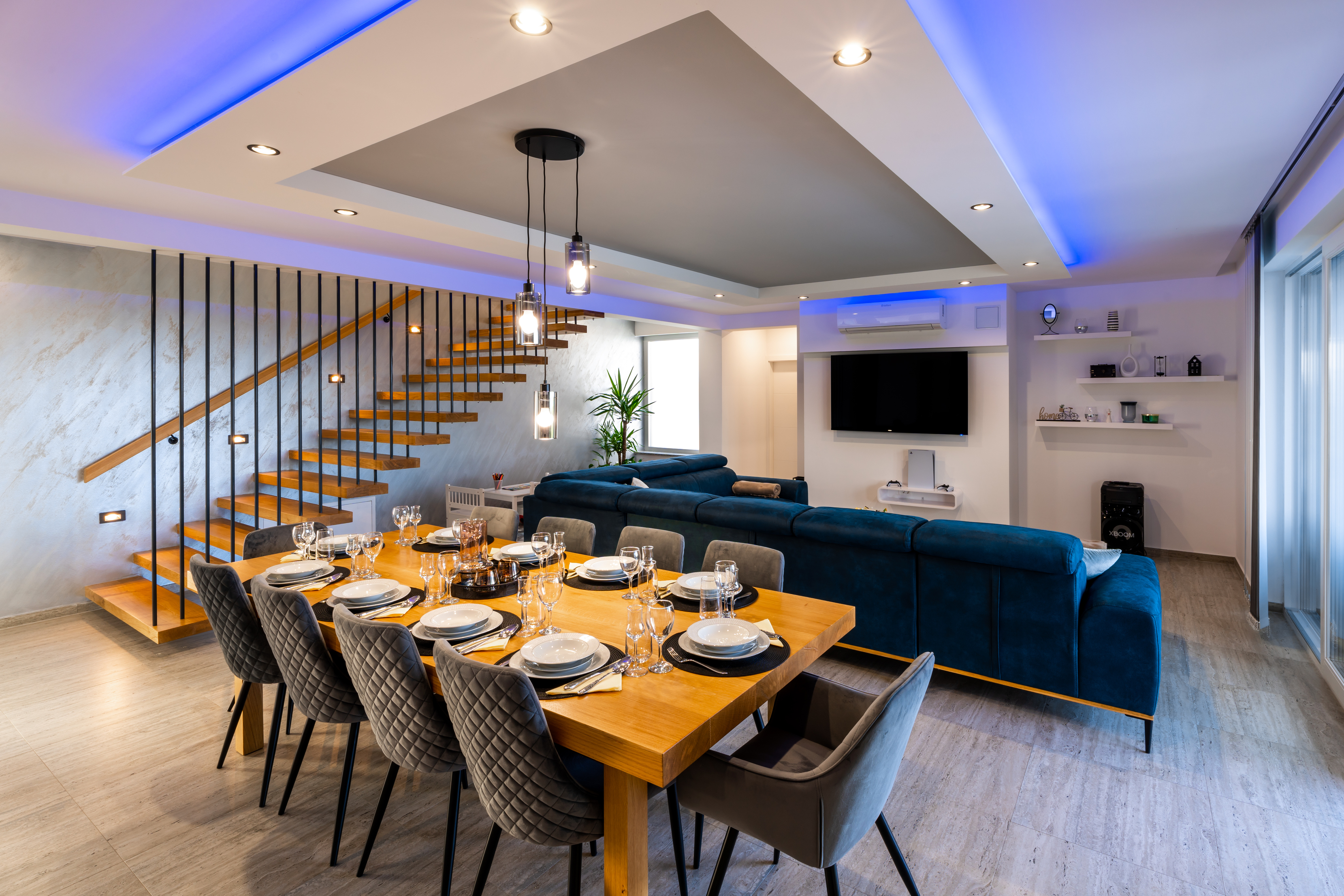 House For Ten Kuxury Book Croatia