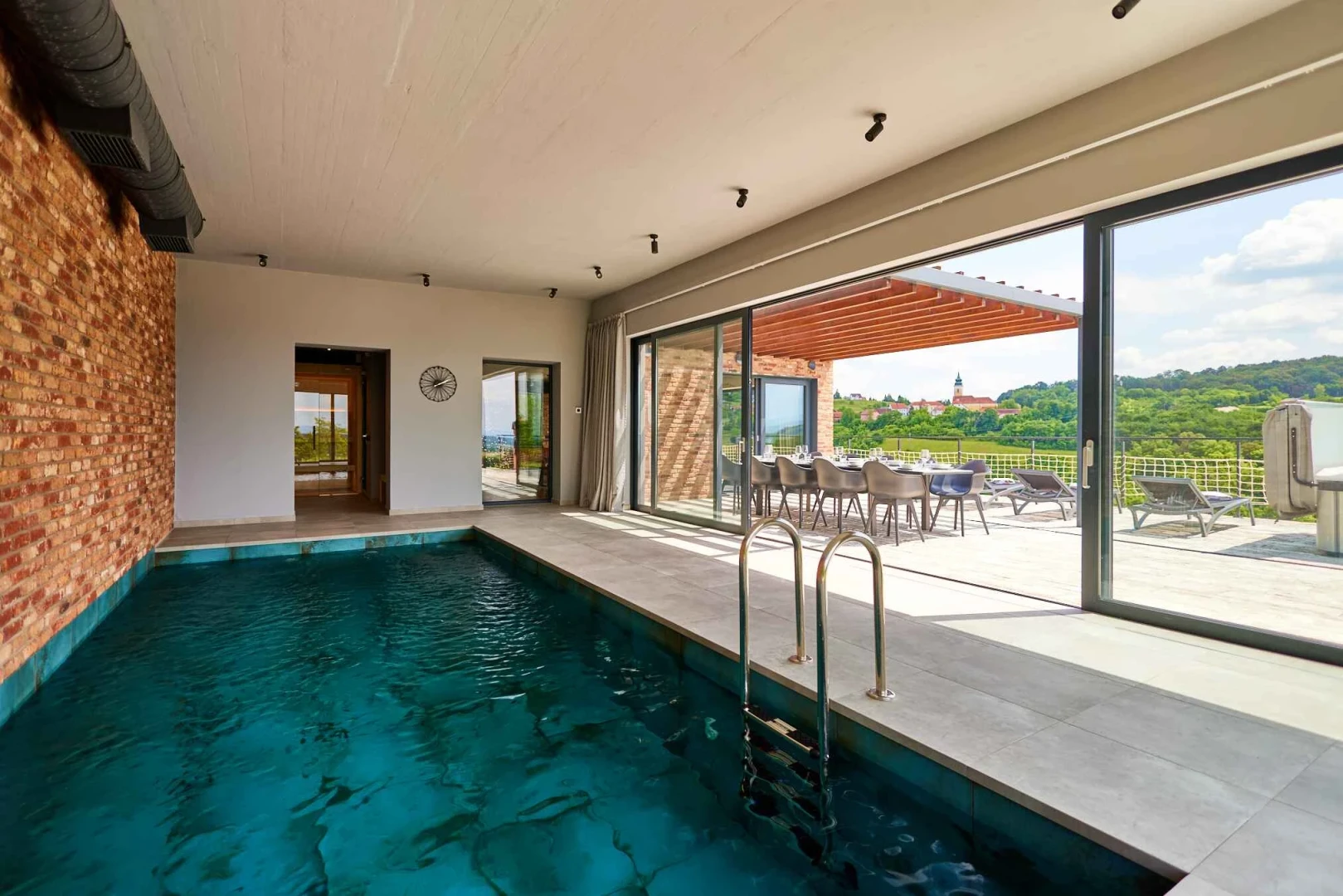 Indoor Pool Idilira